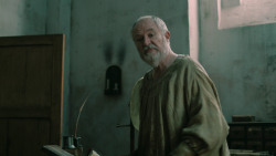 extant_GameOfThrones_7x01-Dragonstone_3390