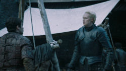 extant_GameOfThrones_7x01-Dragonstone_3520