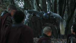 extant_GameOfThrones_7x01-Dragonstone_3828