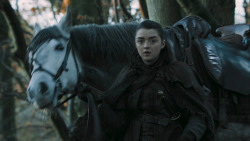 extant_GameOfThrones_7x01-Dragonstone_3836