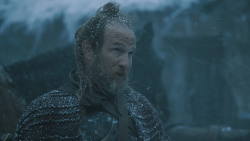 extant_GameOfThrones_7x01-Dragonstone_4332