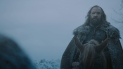 extant_GameOfThrones_7x01-Dragonstone_4338