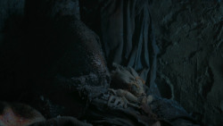 extant_GameOfThrones_7x01-Dragonstone_4452