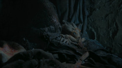 extant_GameOfThrones_7x01-Dragonstone_4455