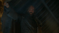 extant_GameOfThrones_7x01-Dragonstone_4809
