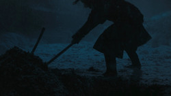 extant_GameOfThrones_7x01-Dragonstone_5050