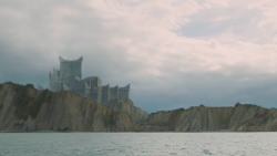 extant_GameOfThrones_7x01-Dragonstone_5513