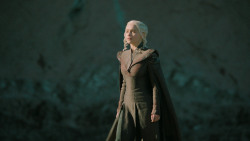 extant_GameOfThrones_7x01-Dragonstone_5585