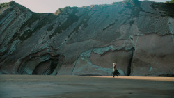extant_GameOfThrones_7x01-Dragonstone_5605