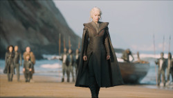 extant_GameOfThrones_7x01-Dragonstone_5610