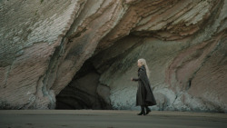 extant_GameOfThrones_7x01-Dragonstone_5657