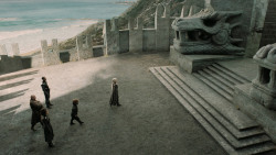 extant_GameOfThrones_7x01-Dragonstone_5767