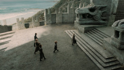 extant_GameOfThrones_7x01-Dragonstone_5773