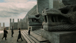extant_GameOfThrones_7x01-Dragonstone_5782