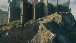 extant_GameOfThrones_7x01-Dragonstone_5808