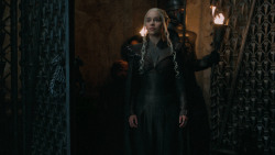 extant_GameOfThrones_7x01-Dragonstone_5841