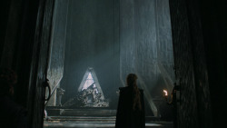 extant_GameOfThrones_7x01-Dragonstone_5894