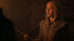 extant_GameOfThrones_7x04-TheSpoilsOfWar_2317