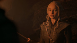 extant_GameOfThrones_7x04-TheSpoilsOfWar_2326