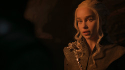 extant_GameOfThrones_7x04-TheSpoilsOfWar_2371