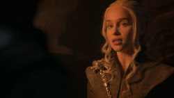 extant_GameOfThrones_7x04-TheSpoilsOfWar_2382