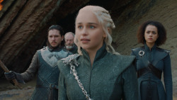 extant_GameOfThrones_7x04-TheSpoilsOfWar_2499