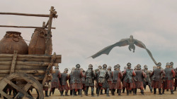 extant_GameOfThrones_7x04-TheSpoilsOfWar_4042