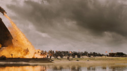 extant_GameOfThrones_7x04-TheSpoilsOfWar_4232