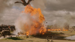 extant_GameOfThrones_7x04-TheSpoilsOfWar_4241