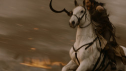 extant_GameOfThrones_7x04-TheSpoilsOfWar_4417