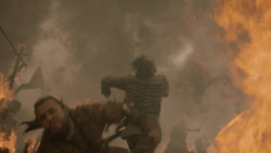 extant_GameOfThrones_7x04-TheSpoilsOfWar_4495