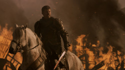 extant_GameOfThrones_7x04-TheSpoilsOfWar_4683