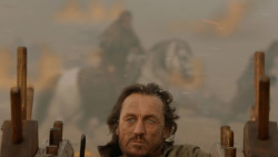 extant_GameOfThrones_7x04-TheSpoilsOfWar_4797