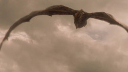 extant_GameOfThrones_7x04-TheSpoilsOfWar_4827