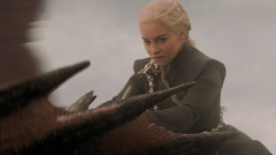 extant_GameOfThrones_7x04-TheSpoilsOfWar_4899