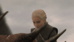 extant_GameOfThrones_7x04-TheSpoilsOfWar_4901