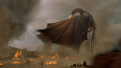 extant_GameOfThrones_7x04-TheSpoilsOfWar_4905