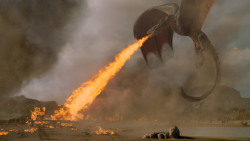 extant_GameOfThrones_7x04-TheSpoilsOfWar_4906