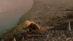 extant_GameOfThrones_7x04-TheSpoilsOfWar_4941
