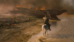 extant_GameOfThrones_7x04-TheSpoilsOfWar_5010