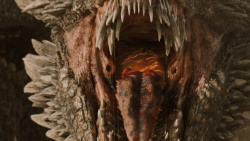 extant_GameOfThrones_7x04-TheSpoilsOfWar_5021