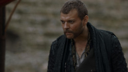 extant_GameOfThrones_7x07-TheDragonAndTheWolf_1671