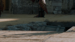 extant_GameOfThrones_7x07-TheDragonAndTheWolf_1939