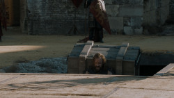 extant_GameOfThrones_7x07-TheDragonAndTheWolf_1943