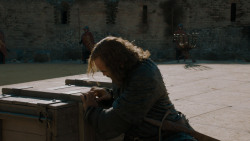 extant_GameOfThrones_7x07-TheDragonAndTheWolf_1970