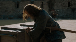 extant_GameOfThrones_7x07-TheDragonAndTheWolf_1971
