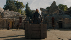 extant_GameOfThrones_7x07-TheDragonAndTheWolf_2015