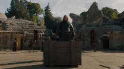 extant_GameOfThrones_7x07-TheDragonAndTheWolf_2016