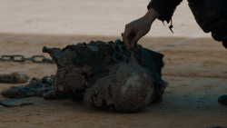 extant_GameOfThrones_7x07-TheDragonAndTheWolf_2330