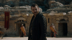 extant_GameOfThrones_7x07-TheDragonAndTheWolf_2375